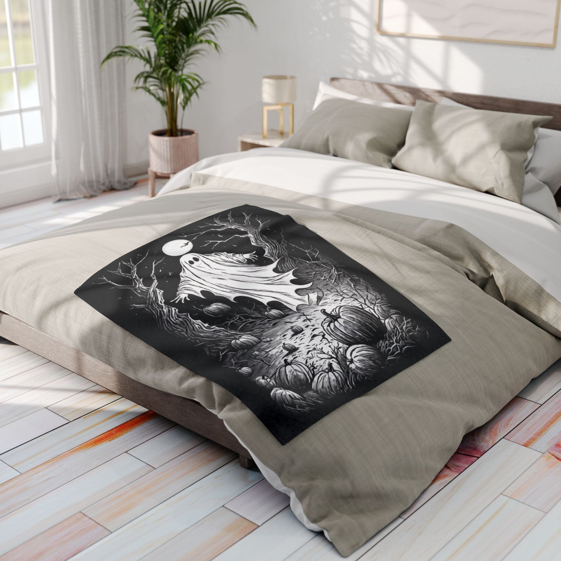 Spooky Ghost Halloween Arctic Fleece Blanket - KiwiKreationCo